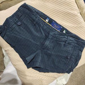 AE low waist pin stripe short shorts!